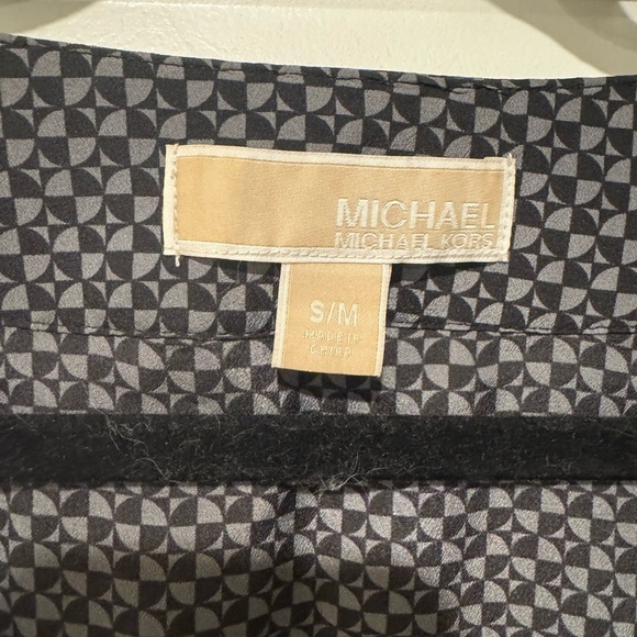 MICHAEL Michael Kors Geometric Blouse with Chains - Picture 4 of 4
